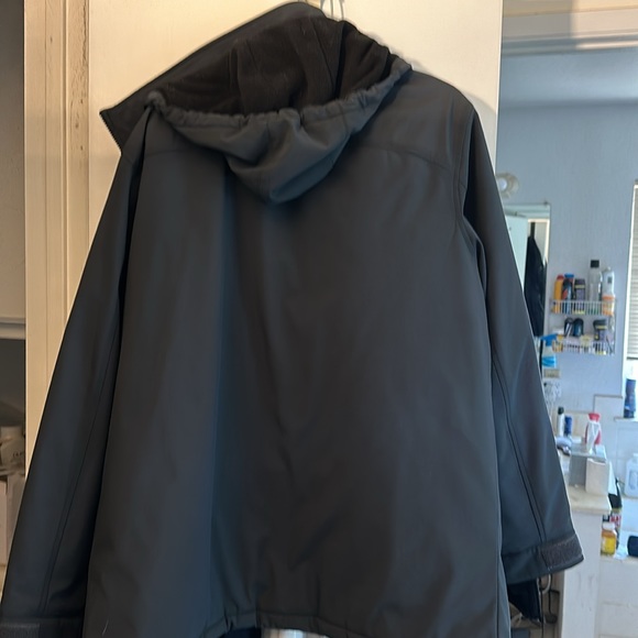 Weatherproof men’s coat - Picture 3 of 4